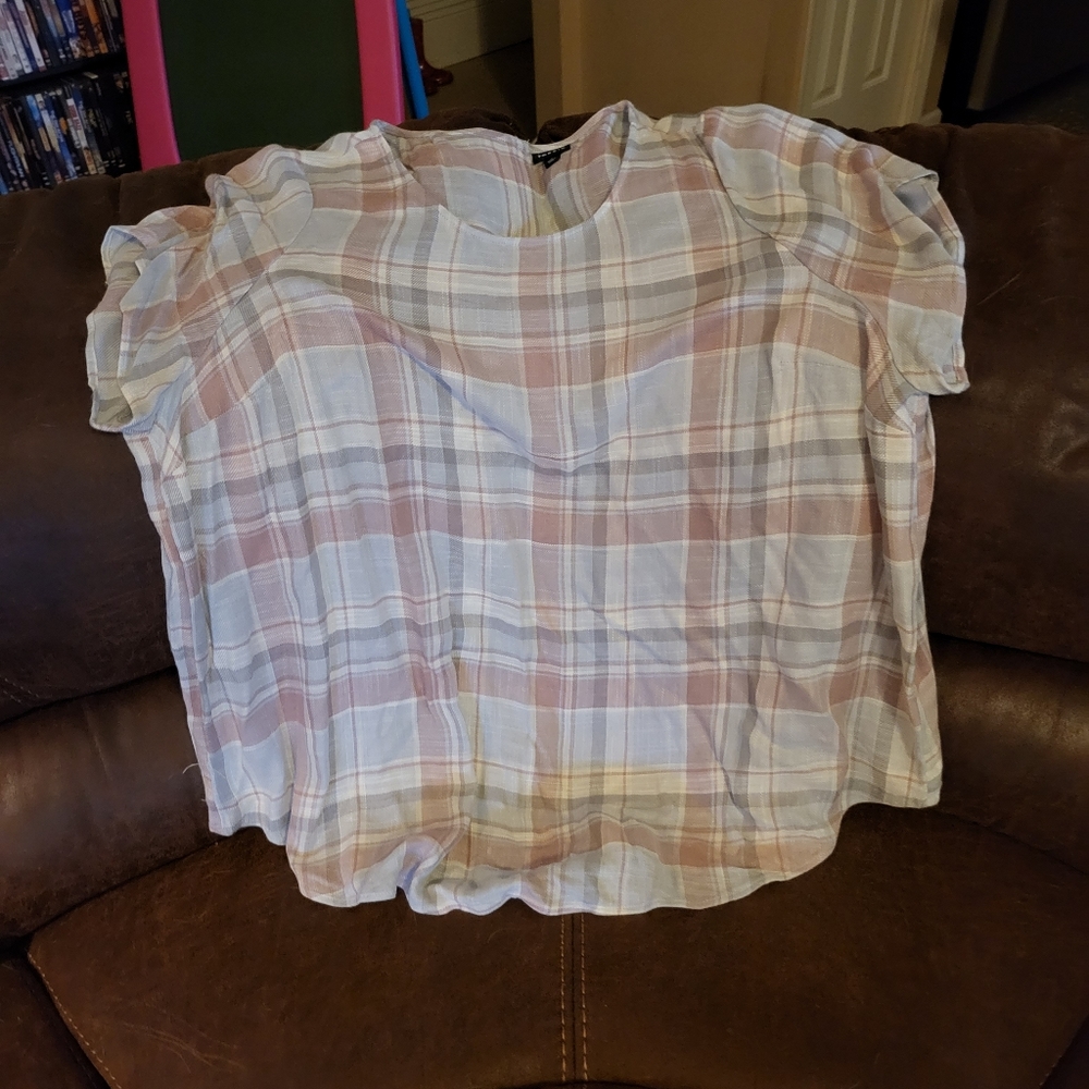 Torrid high low top